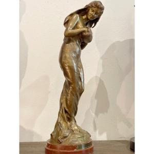 Large Sculpture " Frileuse " By Kinsburger