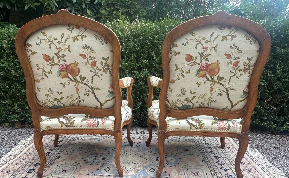 PAIRE DE FAUTEUIL LOUIS XV DOSSIER A LA REINE-photo-3