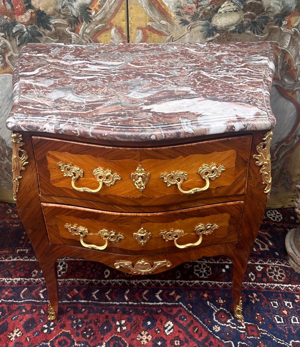 COMMODE SAUTEUSE LOUIS V ESTAMPILLEE -photo-1