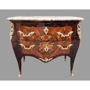 COMMODE SAUTEUSE 