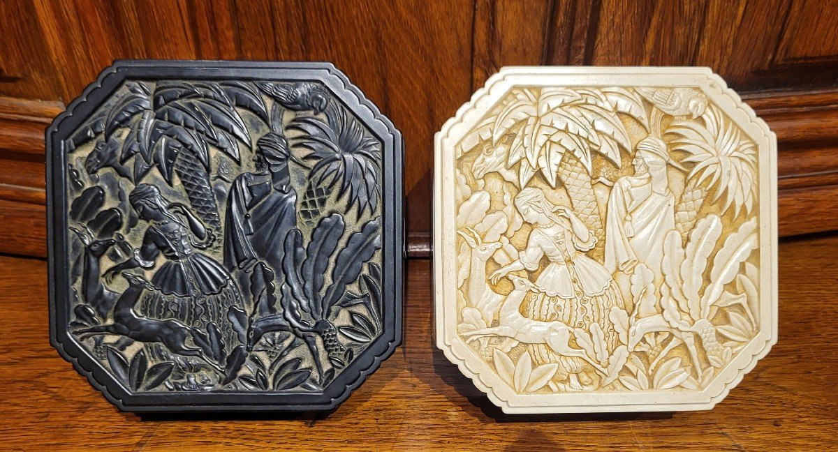 Art Nouveau Boxes In Black And White Bakelite-photo-2