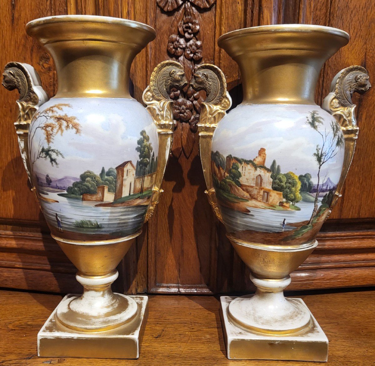 Paire De Vase En Porcelaine Peinte-photo-1