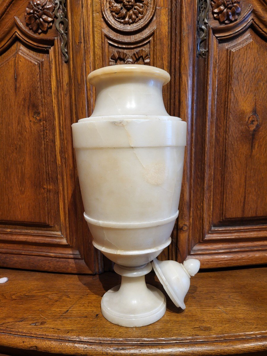 19th Century Alabaster Vase -photo-2