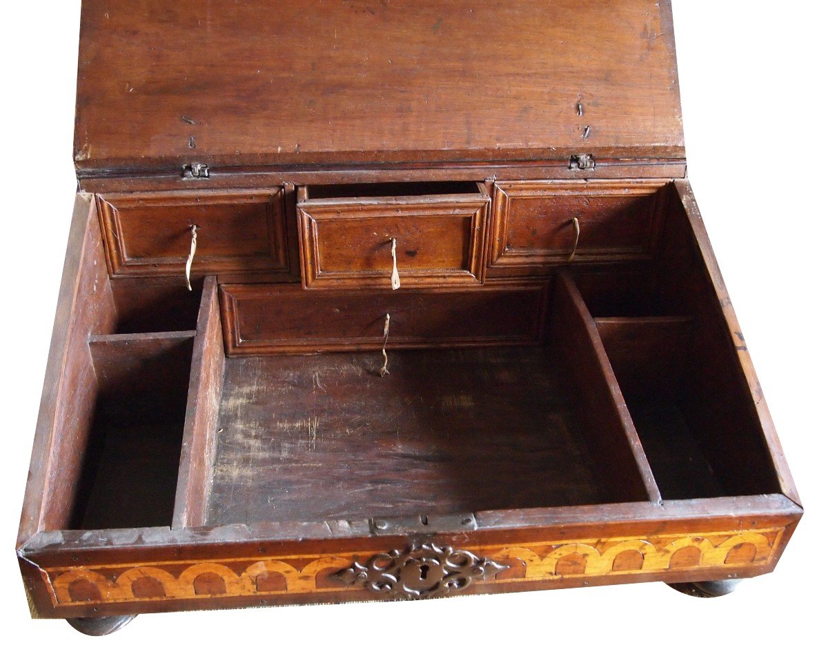 A Louis XIV Inlaid Lectern In Marquetry With Secret Drawer-photo-3