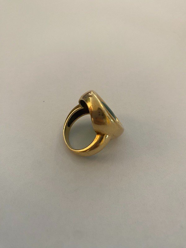 Oval Ring In Gold And Nephrite Jade Stone-photo-4