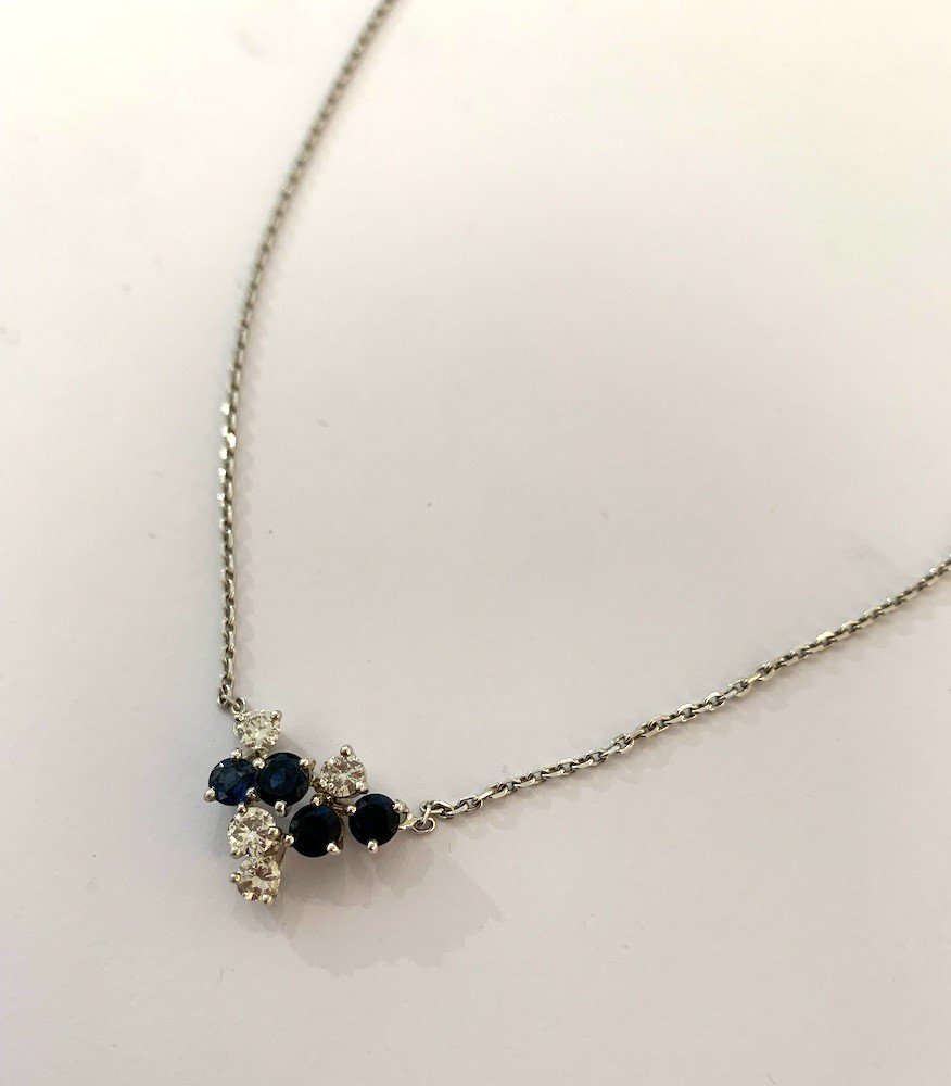 White Gold Necklace Set With Diamonds And Sapphires-photo-3