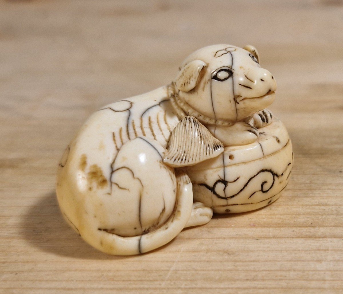 Ivory Netsuke-photo-2