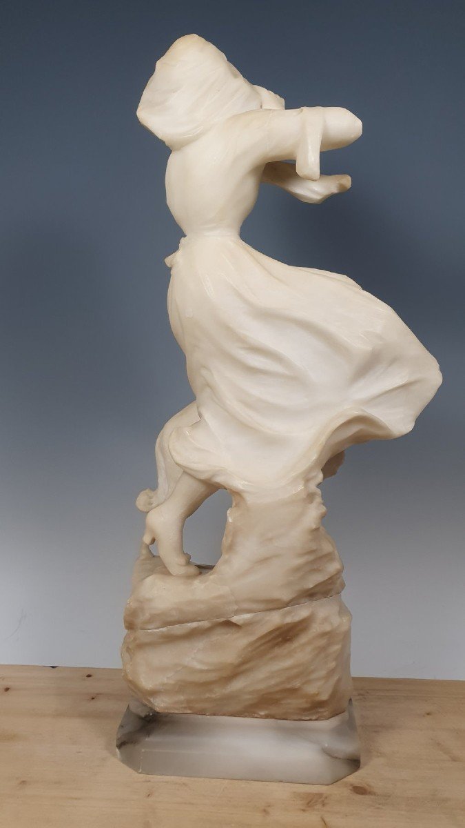 Alabaster Sculpture-photo-1