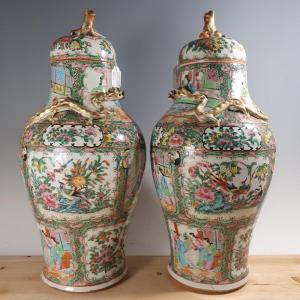 Paire De Vases Chinoises