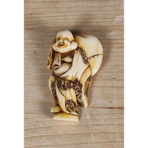 Netsuke  En Ivoire 