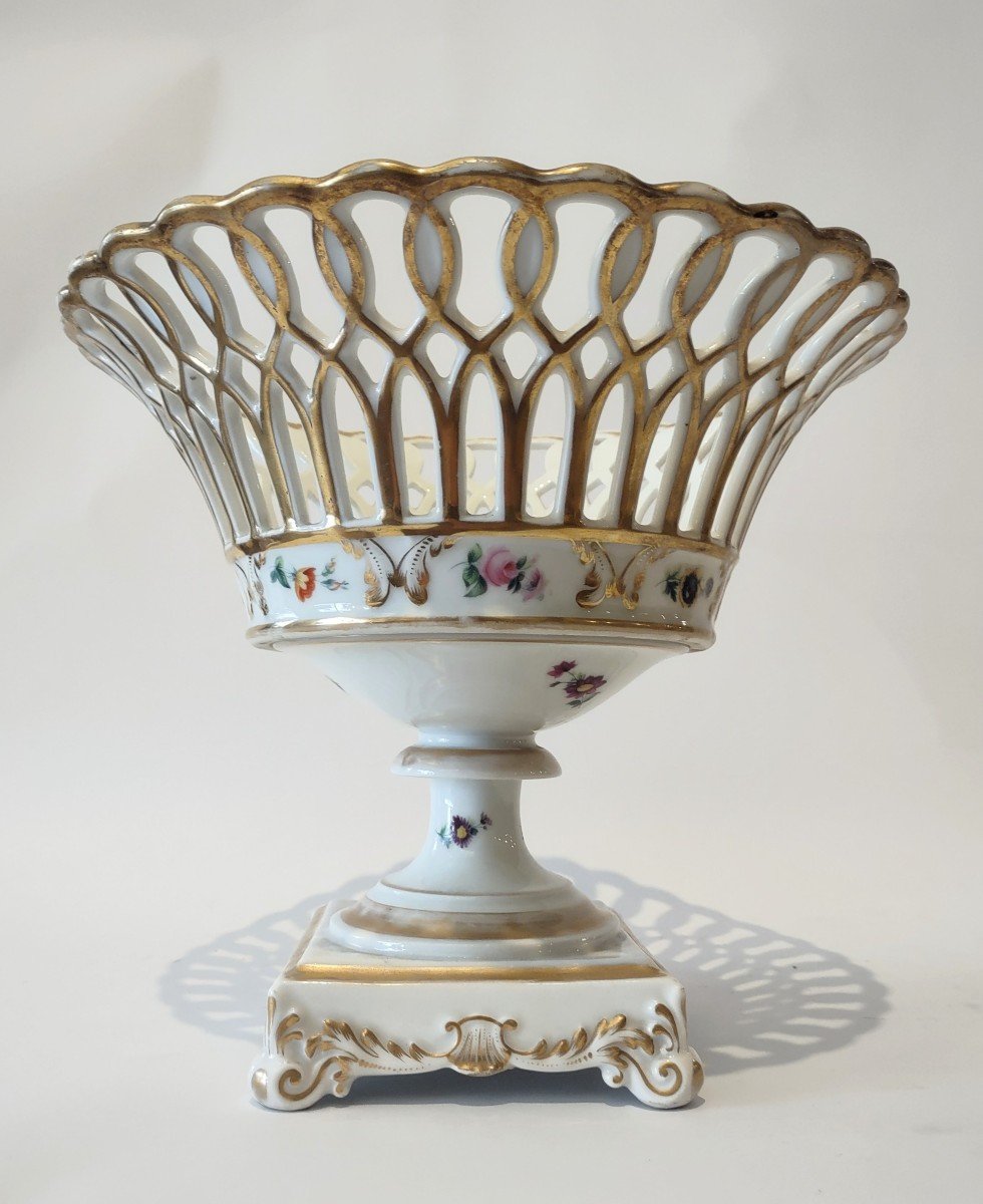 Old Paris Perforated Fruitbowl-photo-3