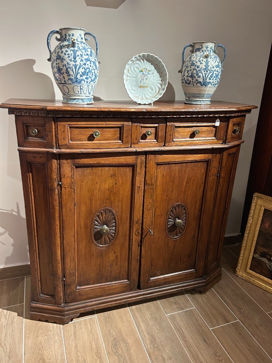 Sideboard From The Emilia-veneto Area Of ​​the Seventeenth Century