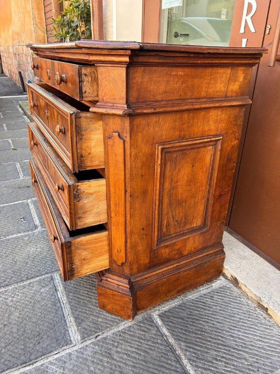 Walnut Commode From The 17th Century, Central Italy.-photo-4