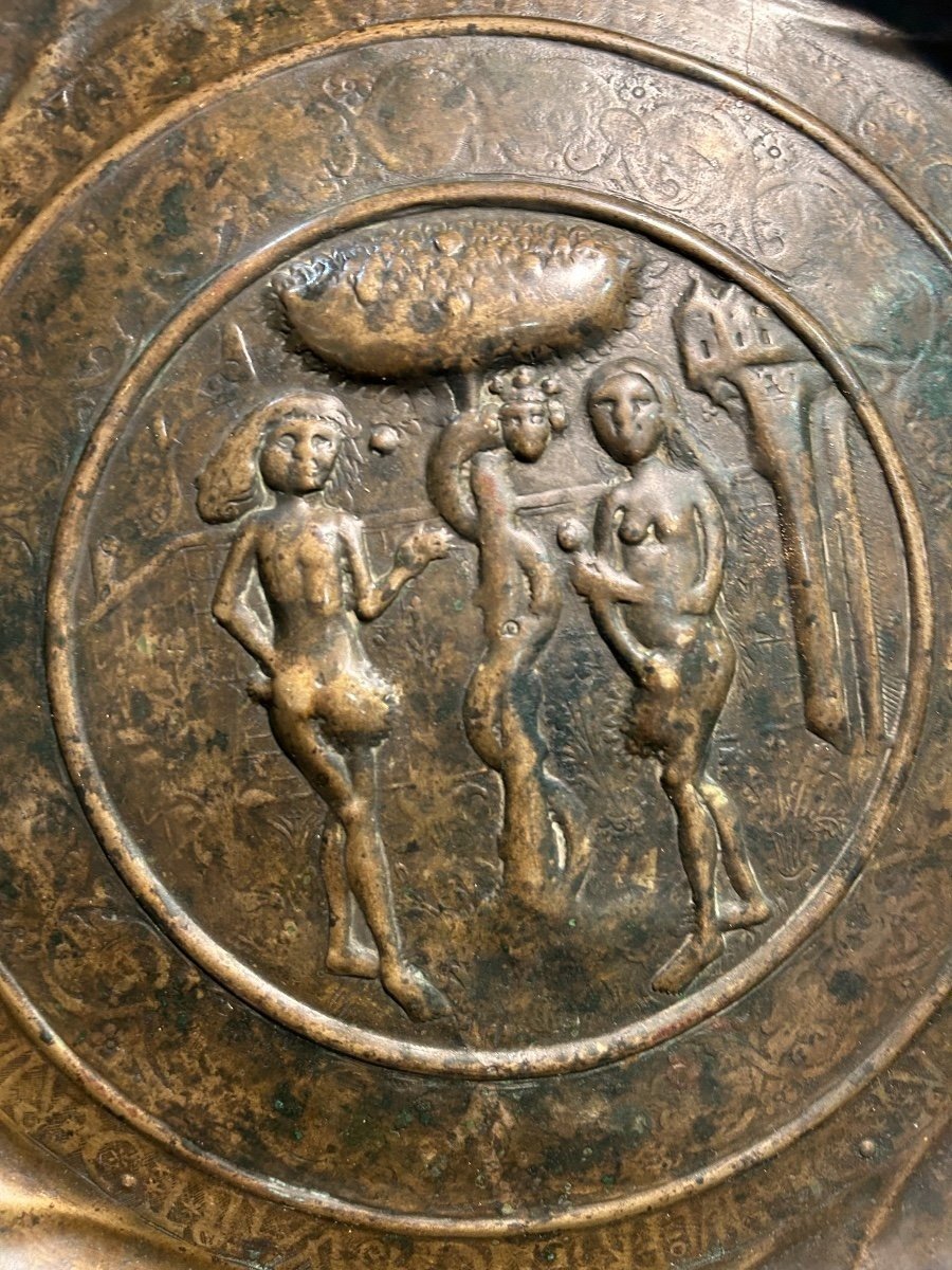 Chaplain's Plate In Repoussé Copper, Numberg 16th Century-photo-1