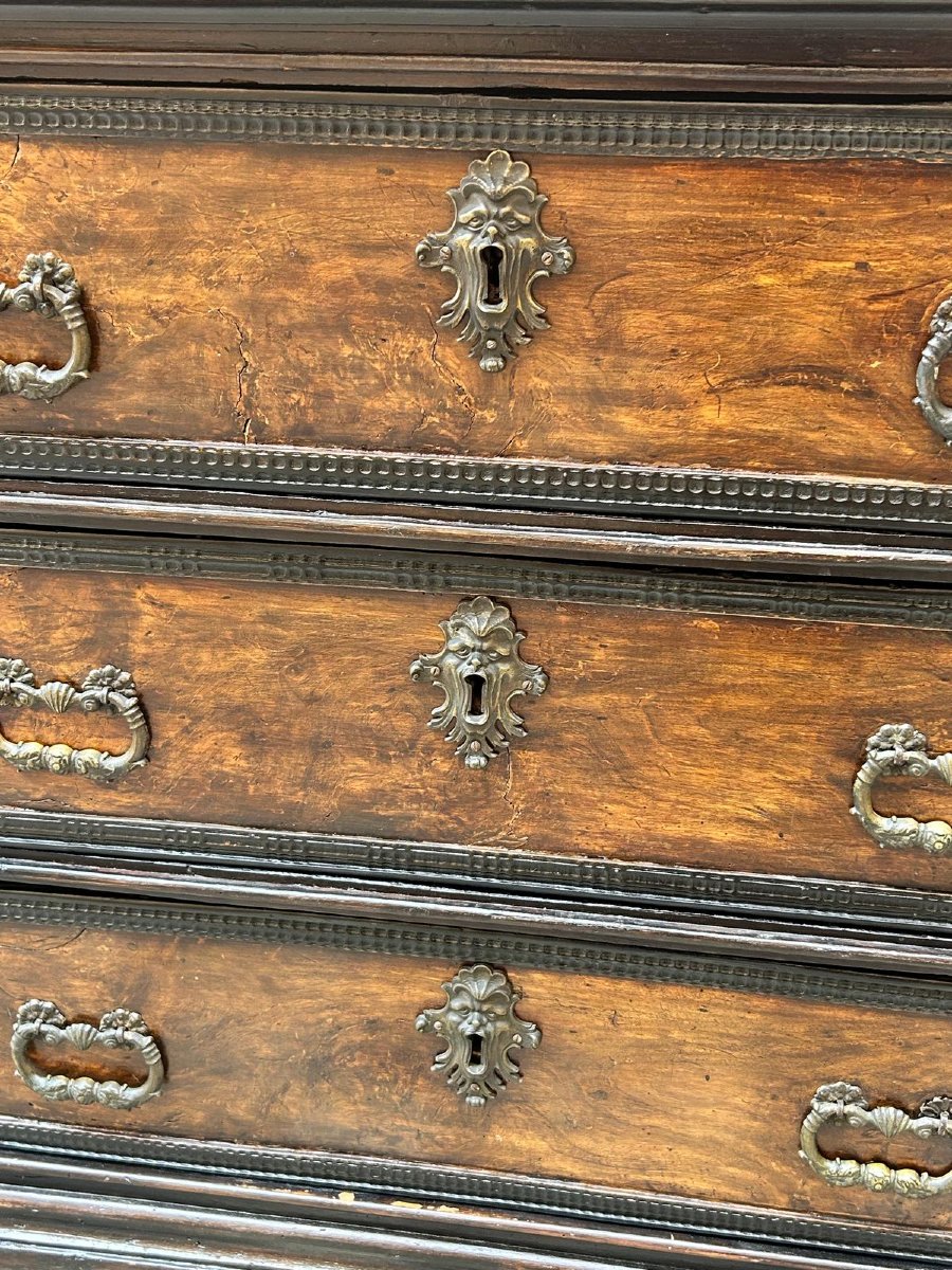 Small Chest Of Drawers From The 17th Century, In Briar And Fine Carvings (105cm)-photo-1