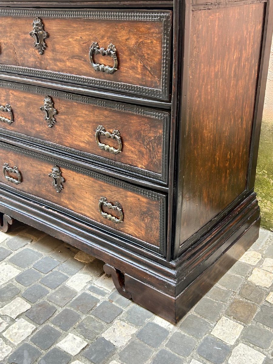 Small Chest Of Drawers From The 17th Century, In Briar And Fine Carvings (105cm)-photo-2