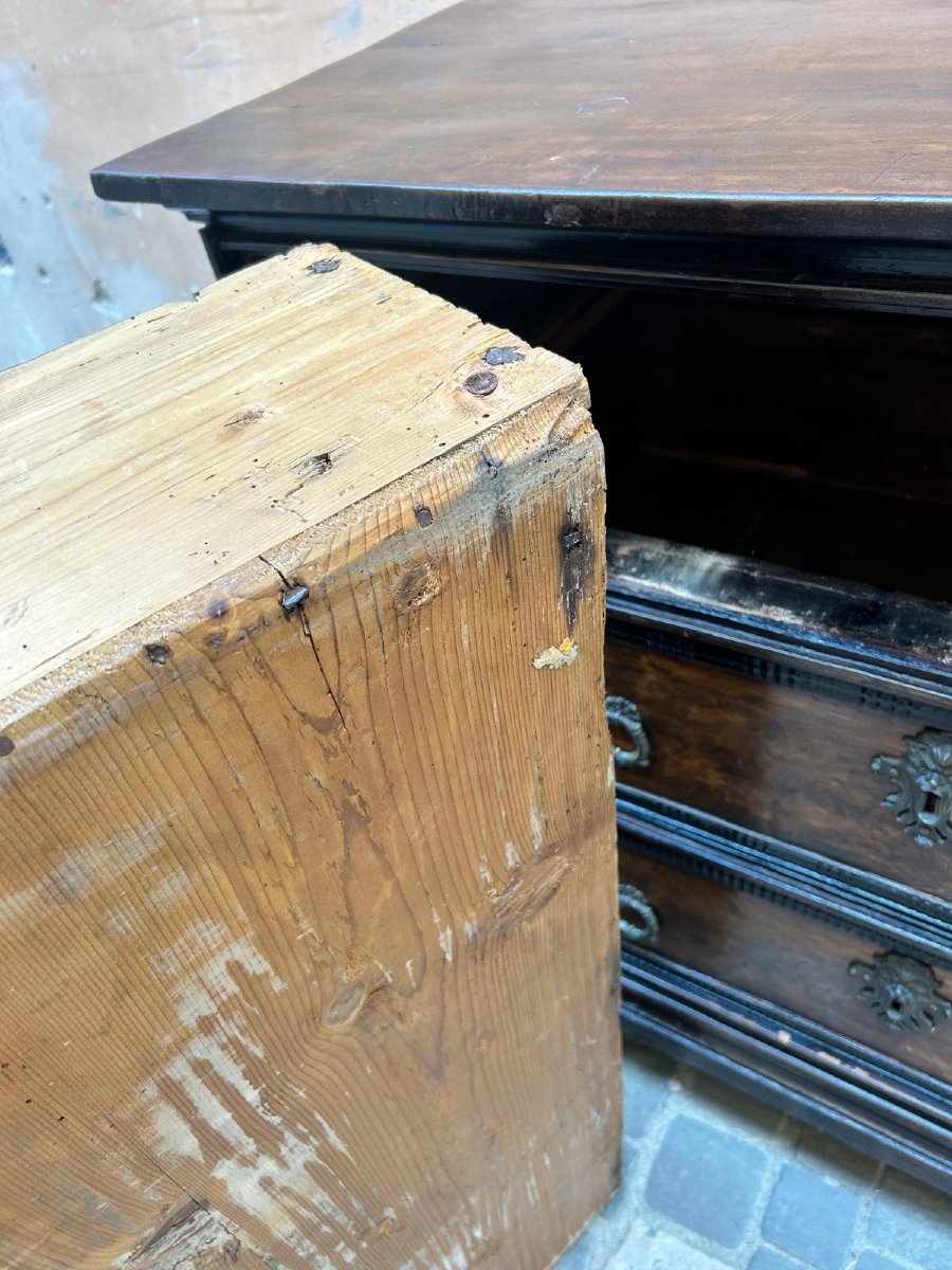 Small Chest Of Drawers From The 17th Century, In Briar And Fine Carvings (105cm)-photo-3