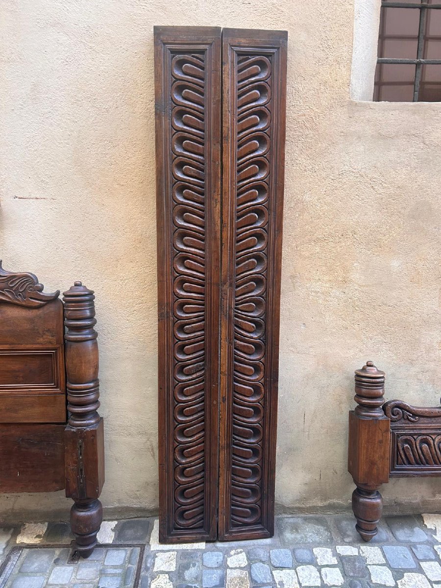 Interesting 17th Century Wooden Bed, With Scorpioni Family Crest.-photo-3