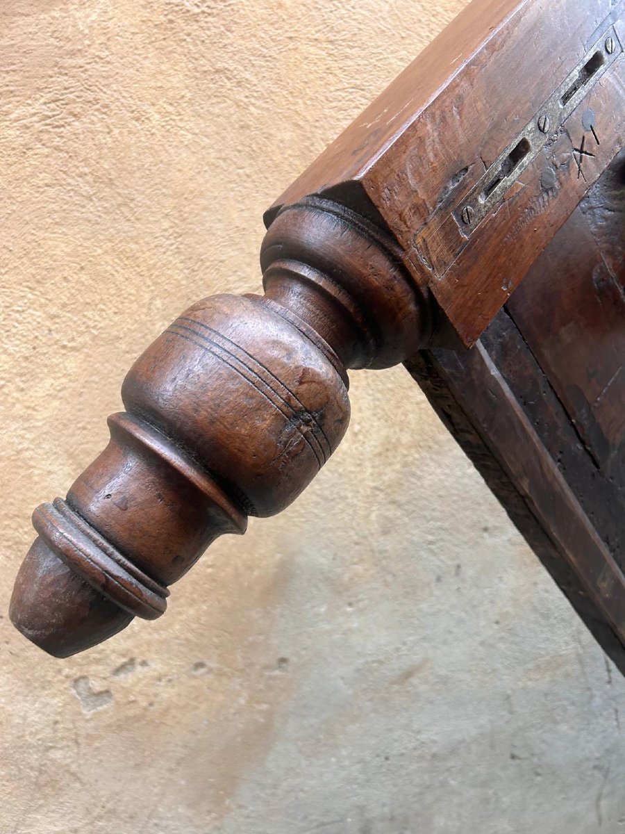 Interesting 17th Century Wooden Bed, With Scorpioni Family Crest.-photo-8