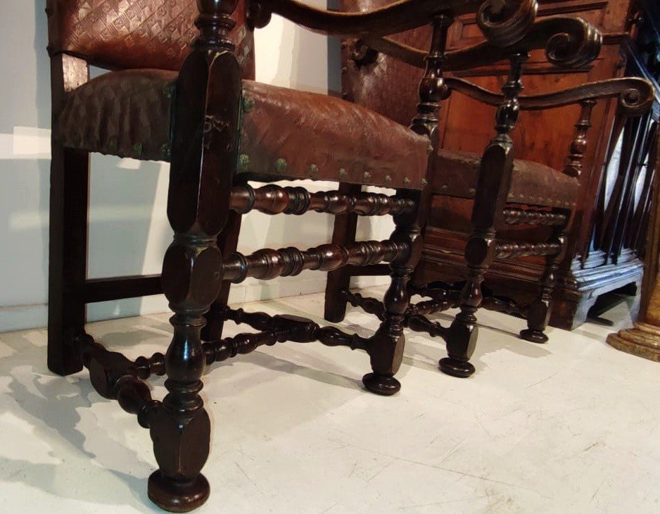 Pair Of Roman High Chairs From The Early 1600s.-photo-3