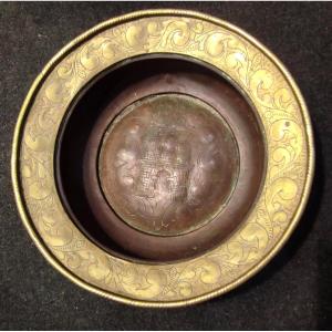 Old Basin In Copper And Brass With The Habsburg Emblem, 16th-17th Century.