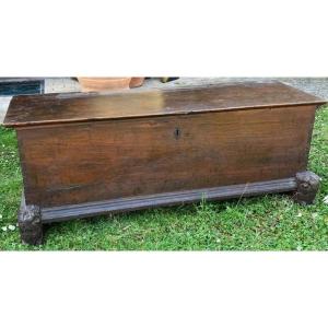 Walnut Castle Chest With Carved Lions, 16th Century Northern Italy.