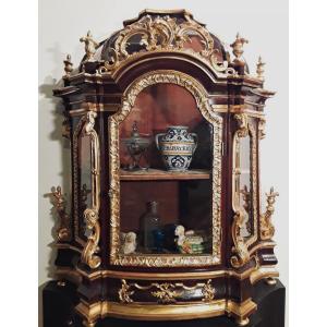 Importante Vitrine Baroque Romane En Bois Et Dorée à l'Or Pur. Seconde Moitié Du XVIIe Siècle