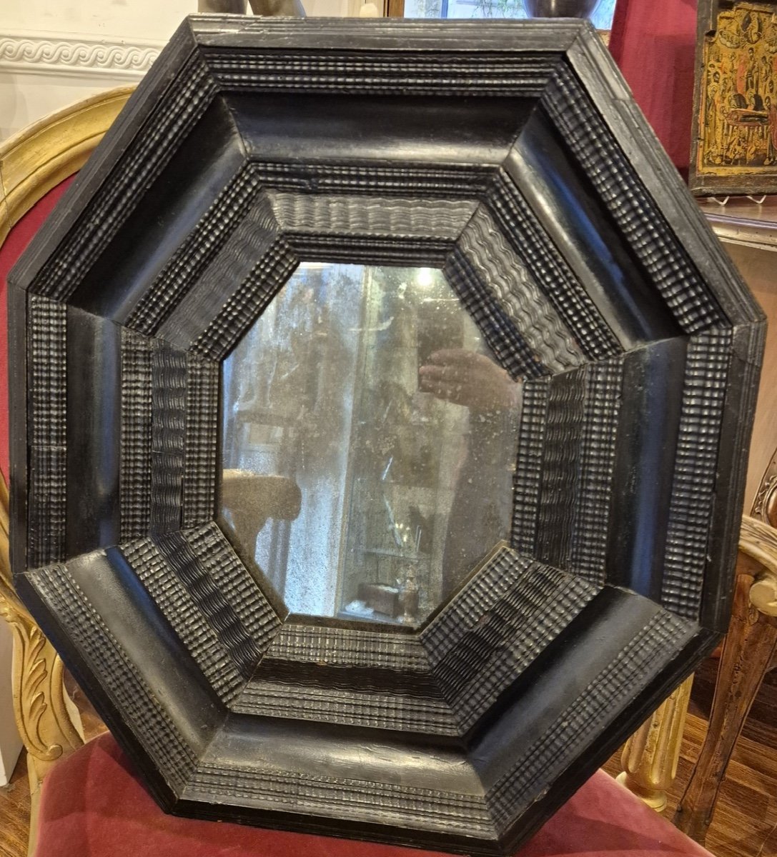 Octagonal Ebonized Flemish Or Italian Frame XVIII Century