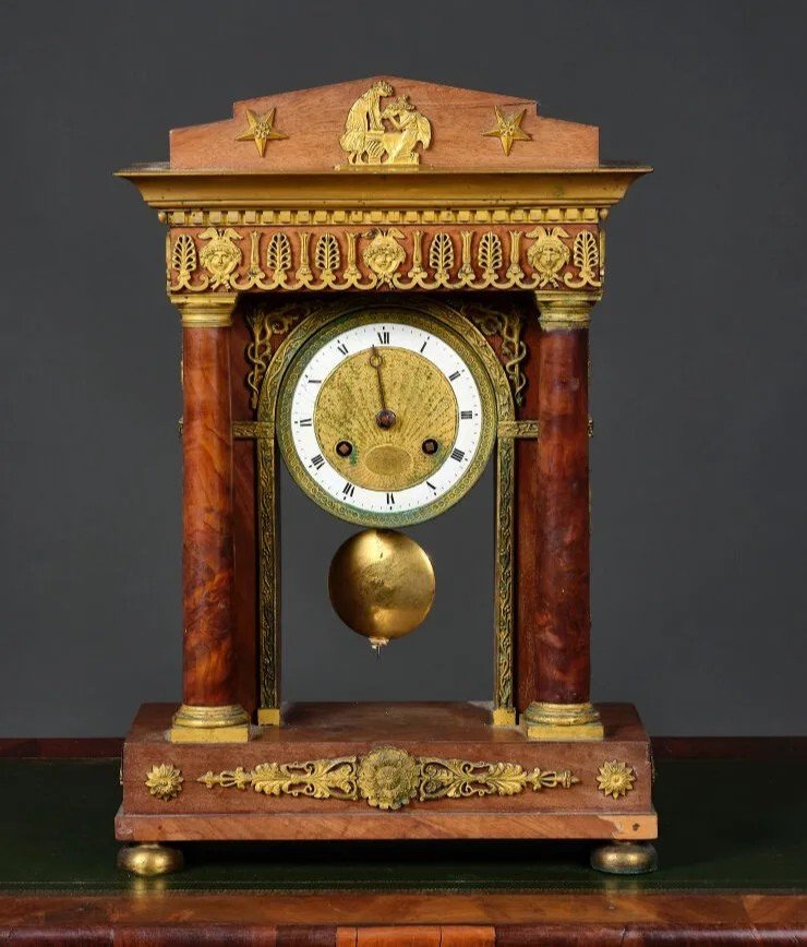 Pendule Empire Wood And Gilded Bronze. XIX Sec