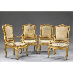 Suite De Quatre Fauteuils, Bois Doré, XVIIIème Siécle