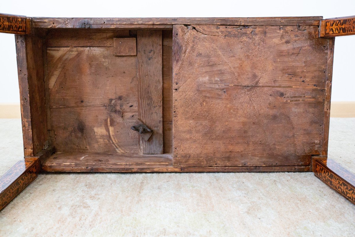 Table Basse Louis XVI Lombard En Bois Marqueté, 1780.-photo-3