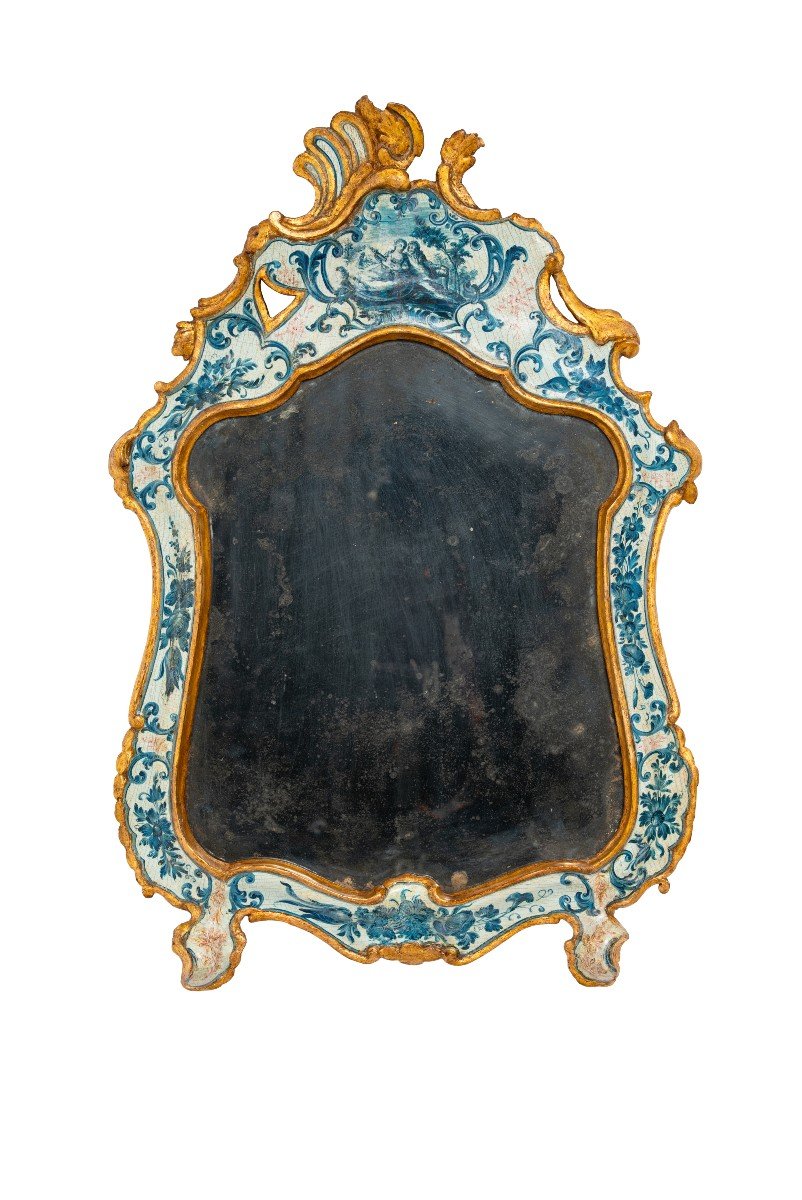 Beautiful Venetian Mirror In Lacquered And Gilded Wood.