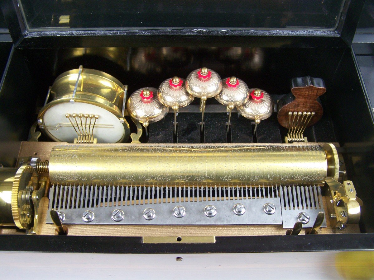 Paillard Music Box With Bells, Drum And Castanets-photo-2