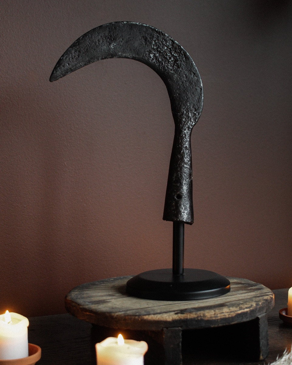 15th Century Scottish Warsickle On Base