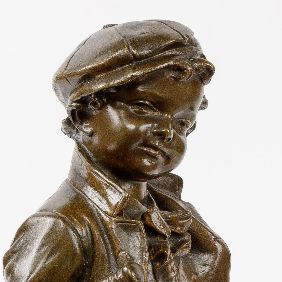 sculpture en bronze d'un garcon "Sportsman" vers 1900 signe Picciole -photo-5