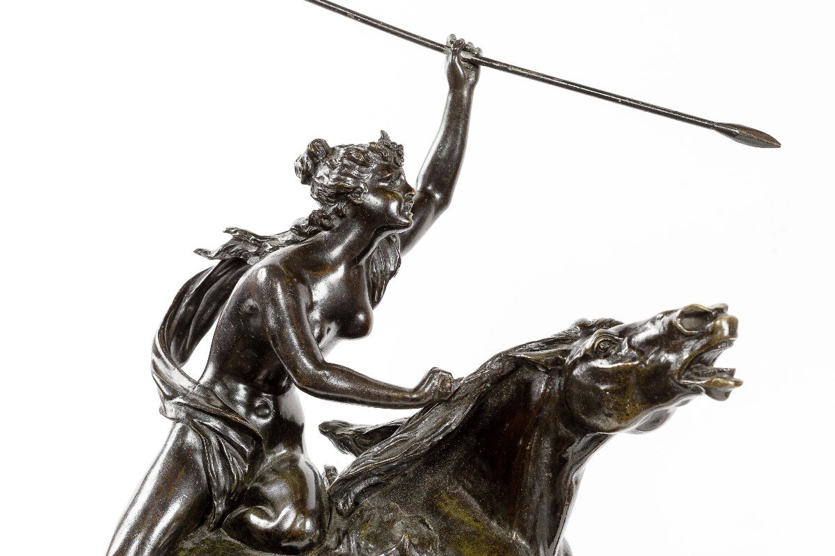 Sculpture En Bronze d'Une Femme Sur Un Cheval Signe Clodion-photo-3