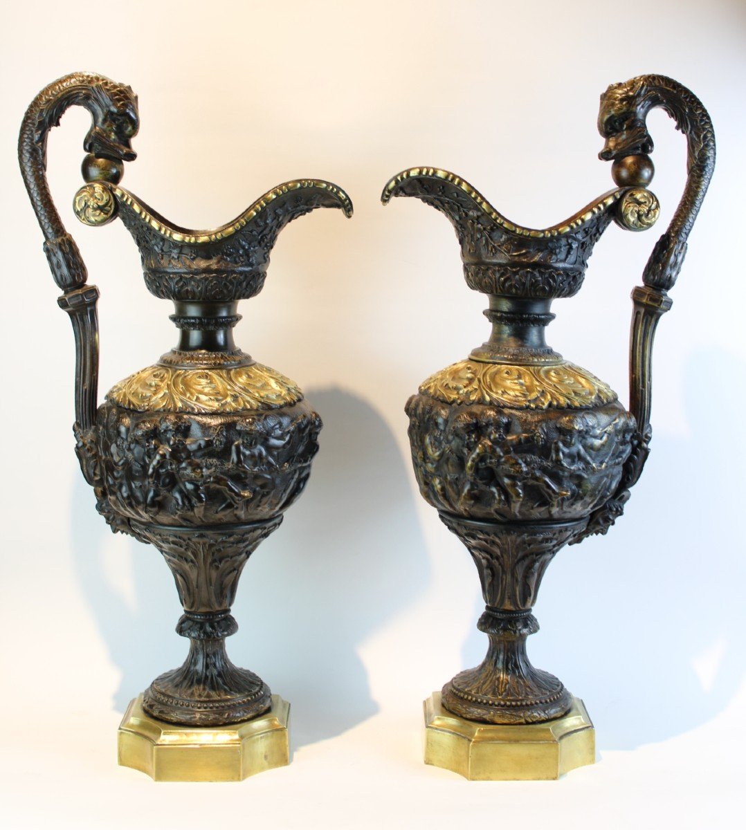 Grand Paire De Vases En Bronze Aux Motifs d'Apres Clodion Depoque Napoleon III-photo-4