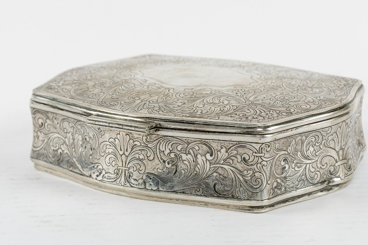 Silver Box, Italy-photo-3