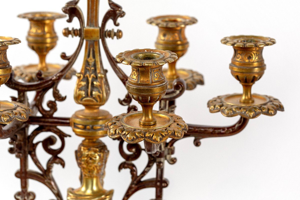 Paire De Chandeliers En Bronze Dore Et Patine A 7 Bougies-photo-1