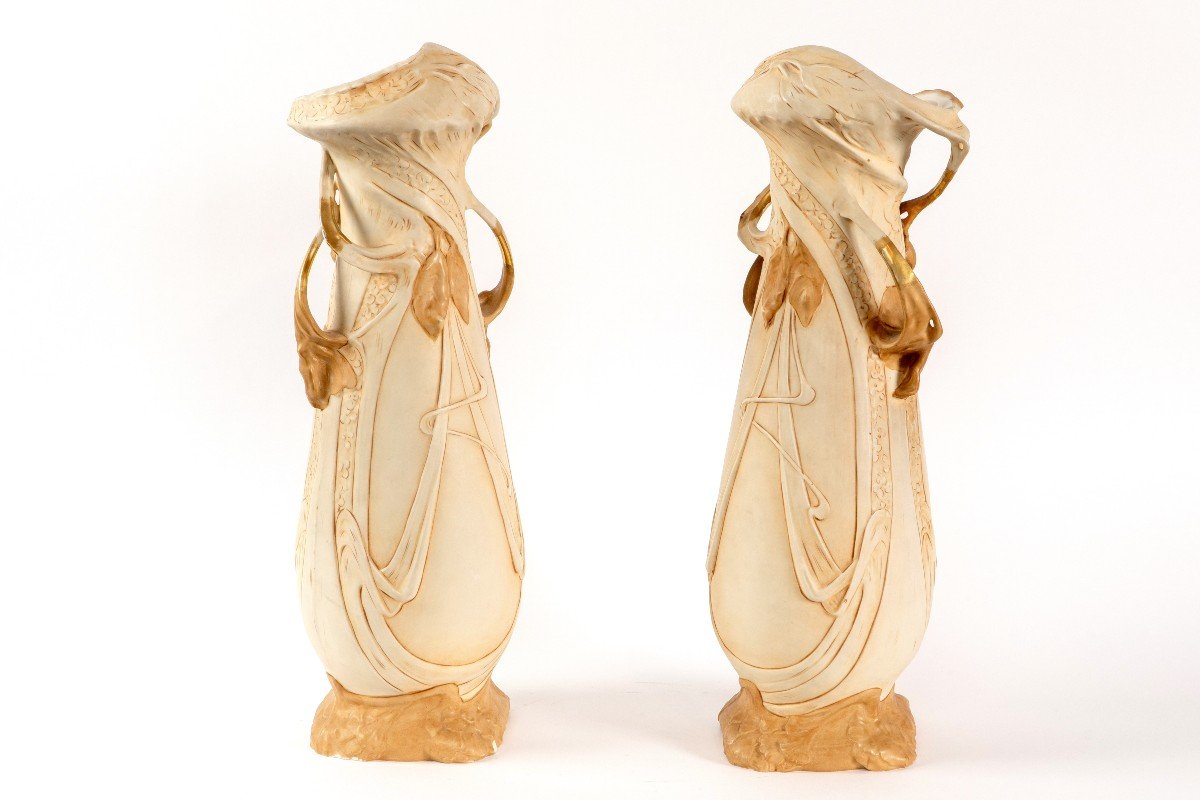 Set Of Three Royal Dux Porcelain Vases-photo-8