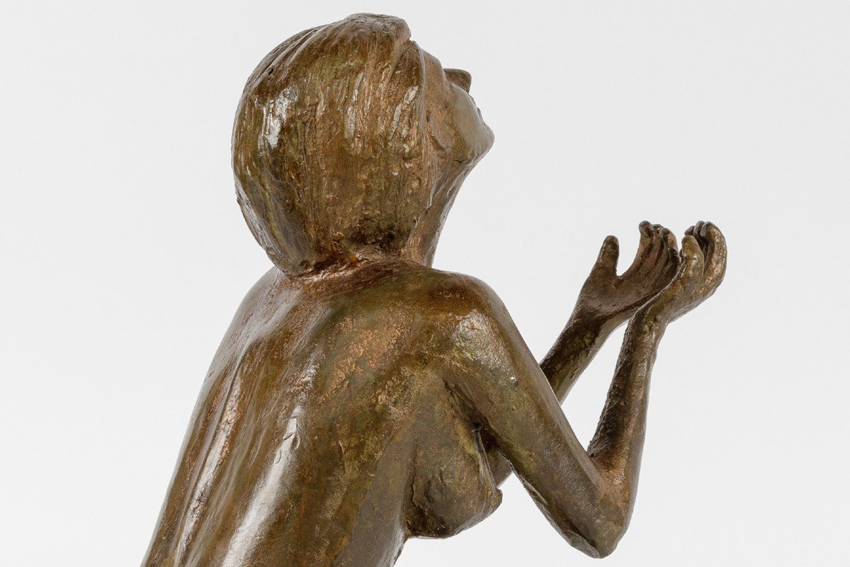 Bronze Sculpture Of A Woman, 20th Century-photo-4