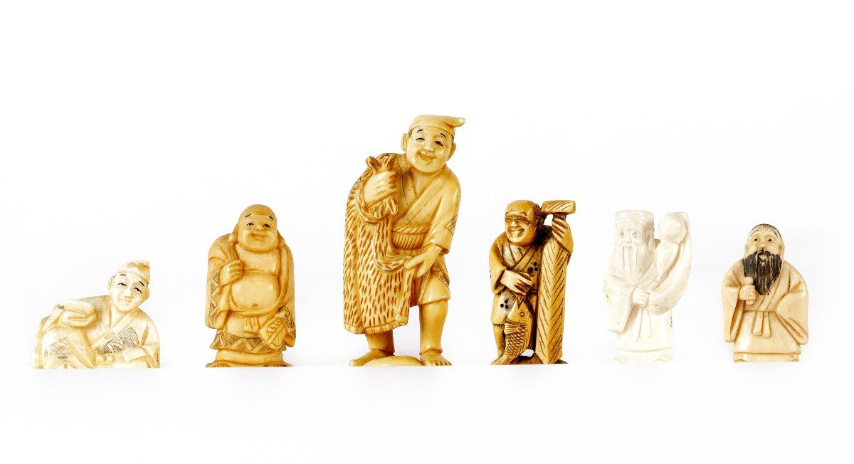 Serie de Six Sculptures Netsuke Japon En Ivoire 