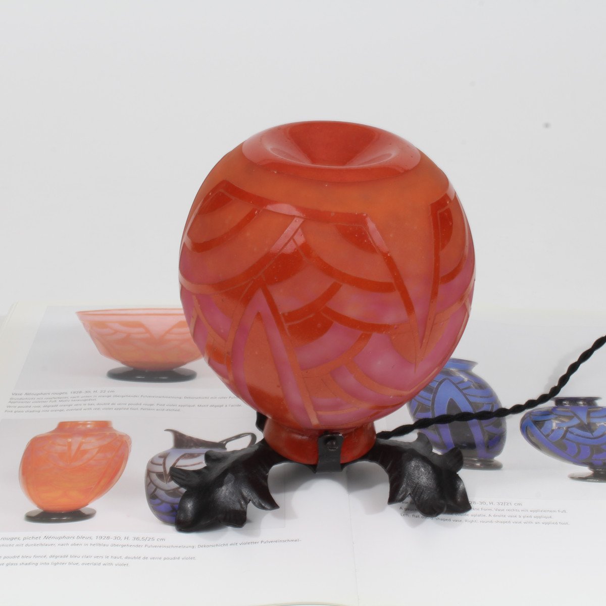 LE  VERRE    FRANÇAIS          VEILLEUSE  " NÉNUPHARS ROUGES "-photo-4