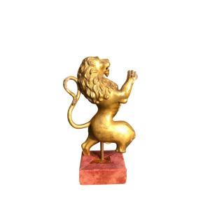 Lion En Bois Sculpté 18ième 