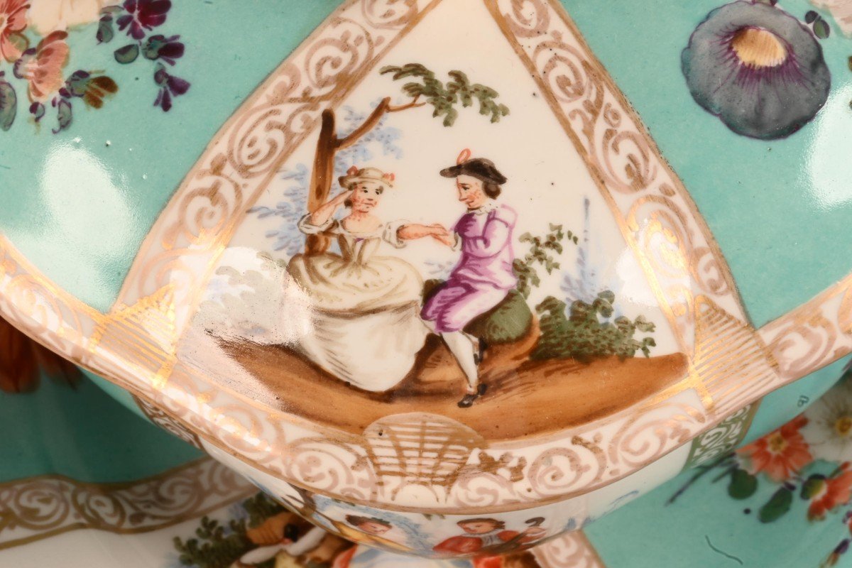 Pair Of Meissen Covered Candy Dishes-photo-4