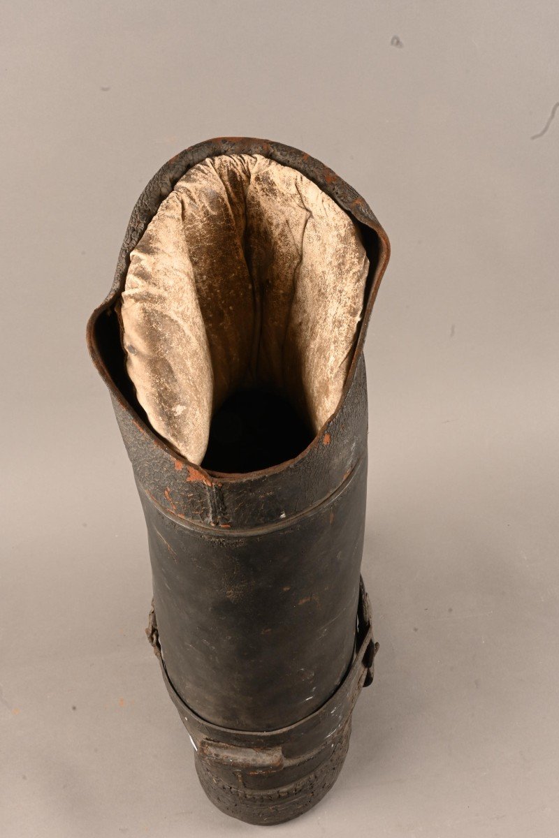 Botte De Postillon En Cuir XVIIIe Siècle-photo-2