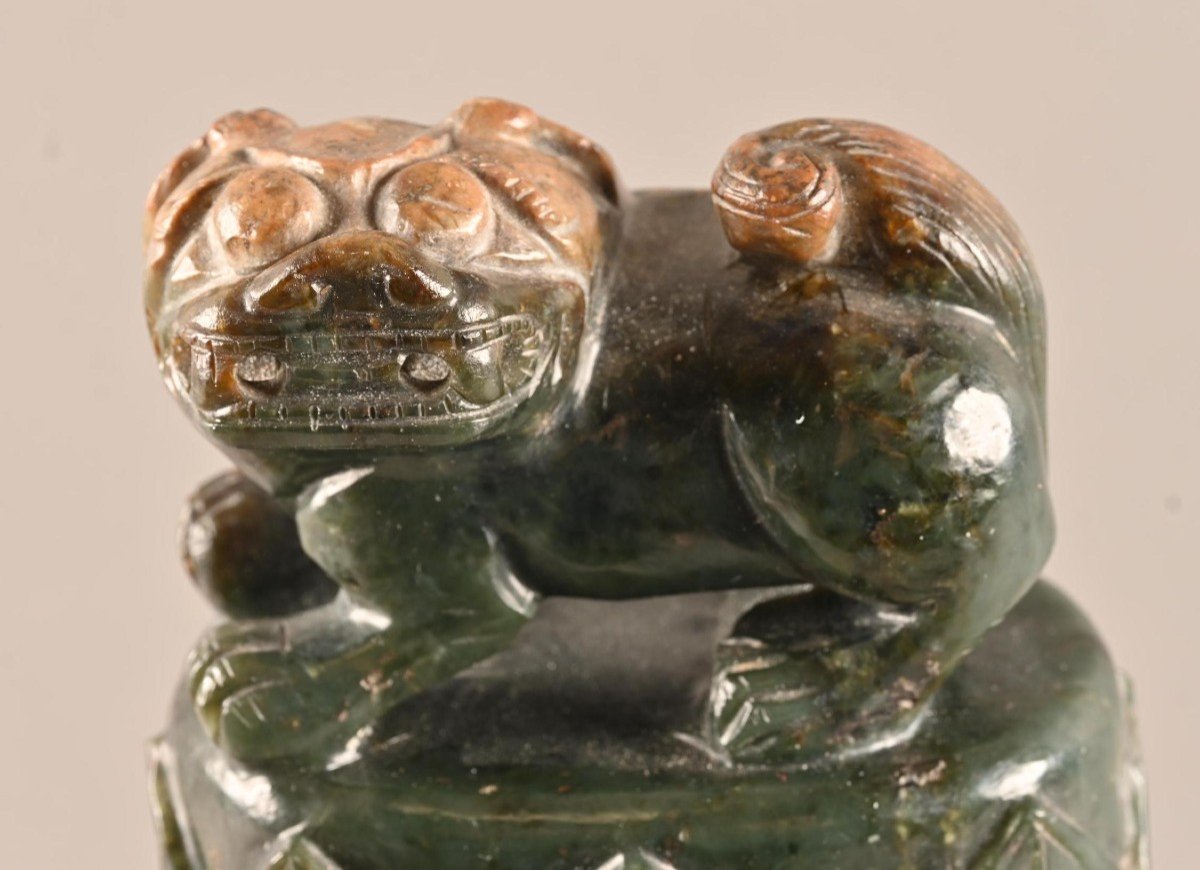 Large Group Covered In Carved Jade-photo-2