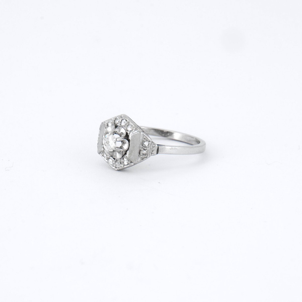 Art Deco Ring, Diamonds-photo-2