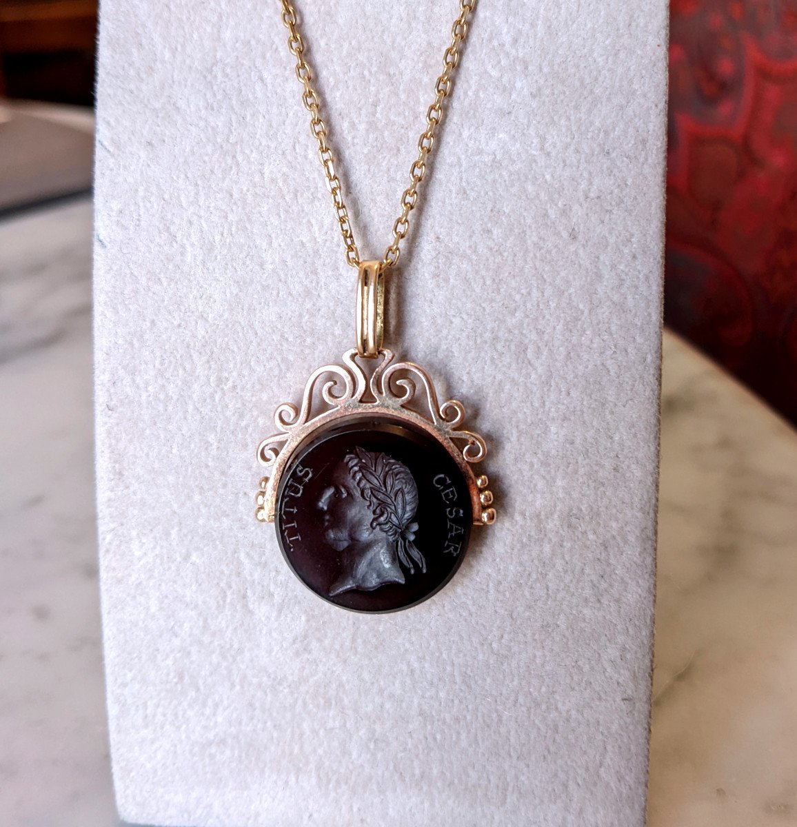 Roman Emperor Intaglio Pendant-photo-3