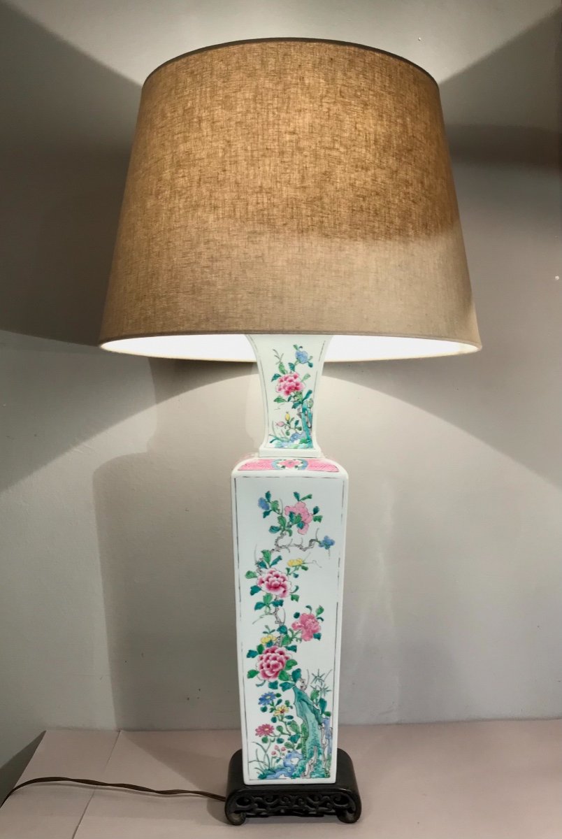 Art d’Asie Fin XIXème Grande Lampe En Porcelaine émaillée Décor Floral Chinoisant Signée 1900-photo-2